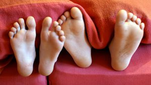 Lee más sobre el artículo Origen emocional de los problemas en los PIES