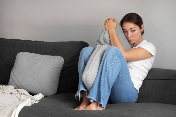 Lee más sobre el artículo ACATISIA, conflictos emocionales que la causan